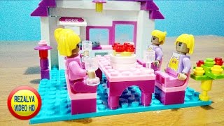 Detail Lego Perempuan Rumah Nomer 32