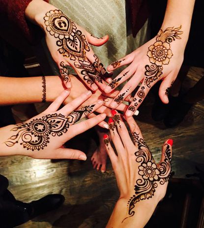 Detail Model Pacar Henna Nomer 38