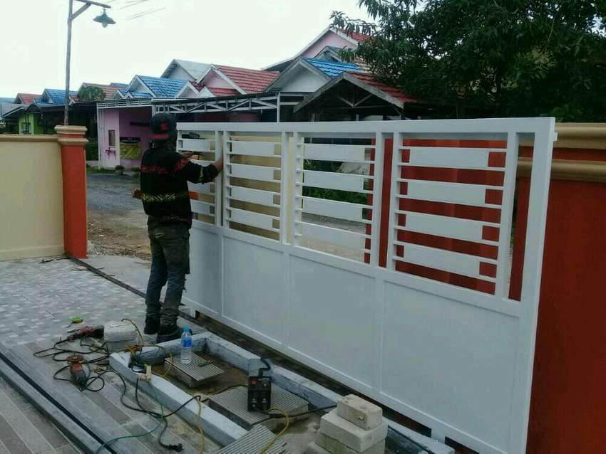 Detail Model Pagar Dan Kanopi Rumah Minimalis Nomer 18