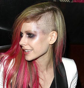 Detail Model Rambut Avril Lavigne Nomer 7