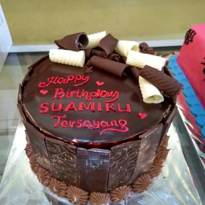 Detail Model Roti Ultah Nomer 22