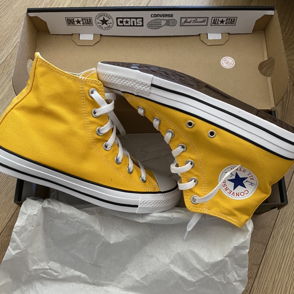 Detail Lemon Chrome Converse Nomer 21