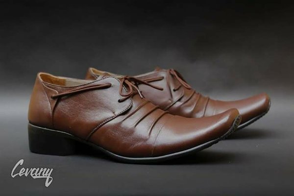 Detail Model Sepatu Kulit Pria Nomer 40