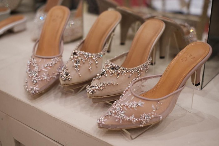 Detail Model Sepatu Pengantin Nomer 7