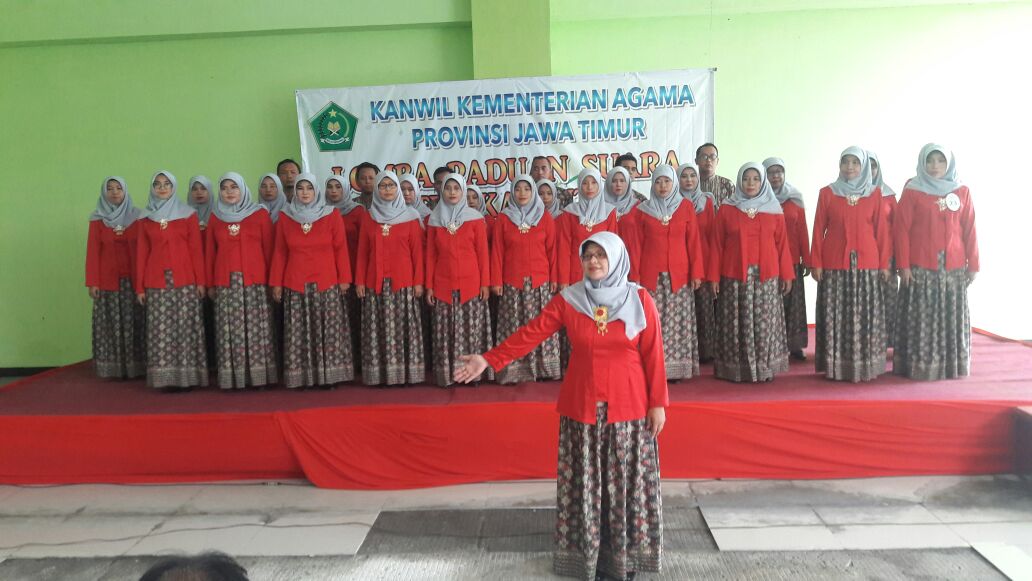 Detail Model Seragam Paduan Suara Nomer 35