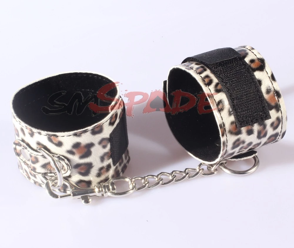 Detail Leopard Handcuffs Nomer 22