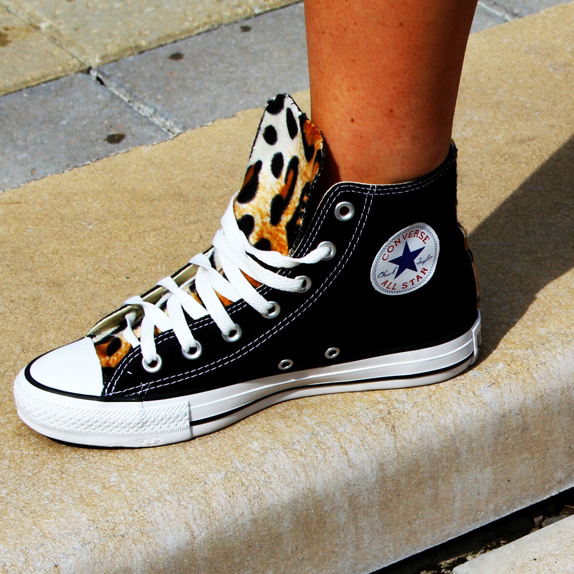 Detail Leopard Print Chucks Nomer 12