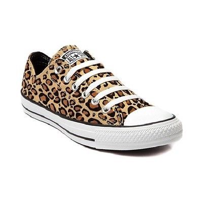 Detail Leopard Print Chucks Nomer 30