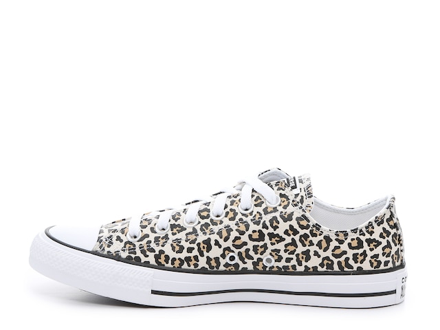 Detail Leopard Print Chucks Nomer 46