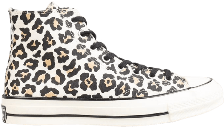 Detail Leopard Print Chucks Nomer 56