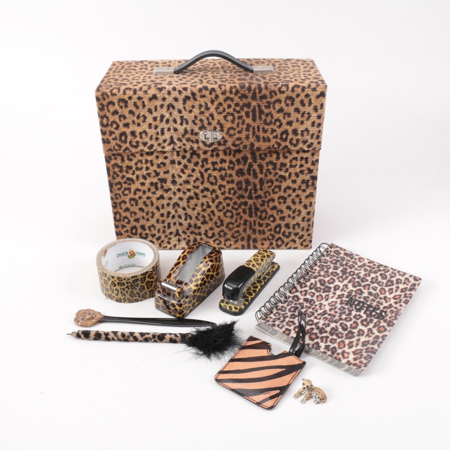Detail Leopard Print Stapler Nomer 35