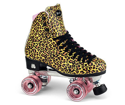 Detail Leopard Roller Skates Nomer 34