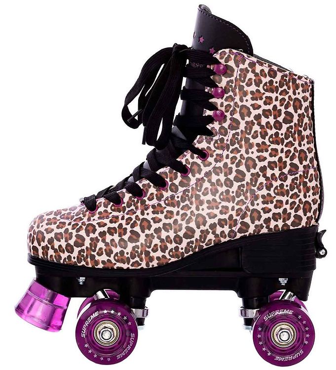 Detail Leopard Roller Skates Nomer 47