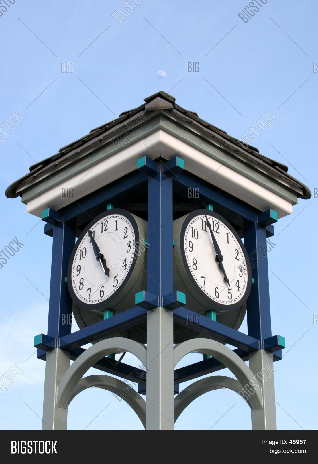 Detail Modern Clock Tower Design Nomer 14
