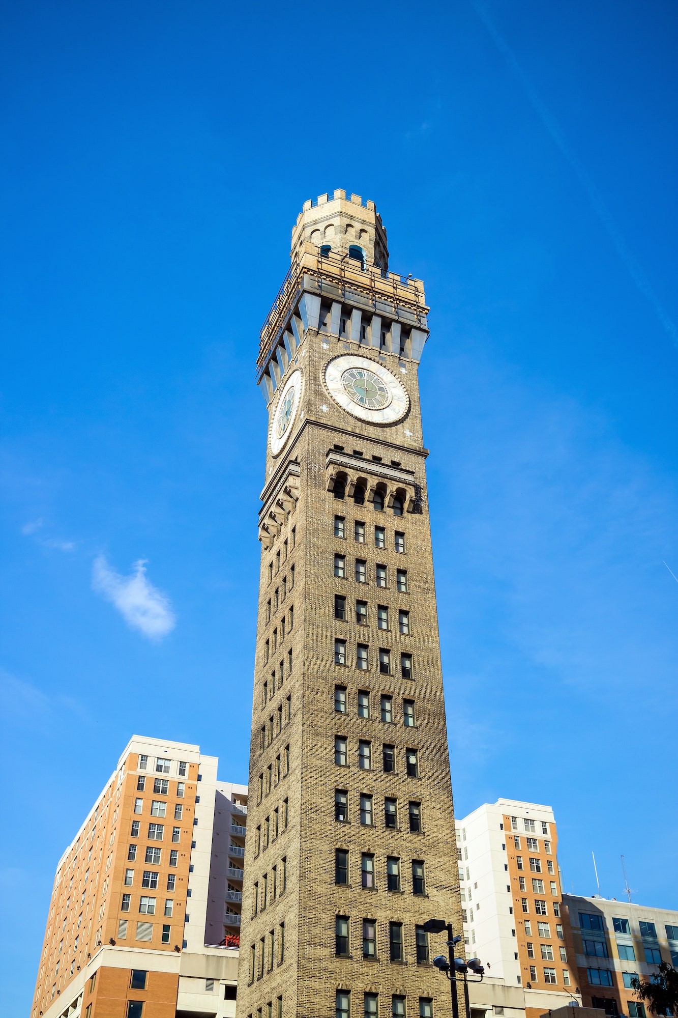 Detail Modern Clock Tower Design Nomer 31