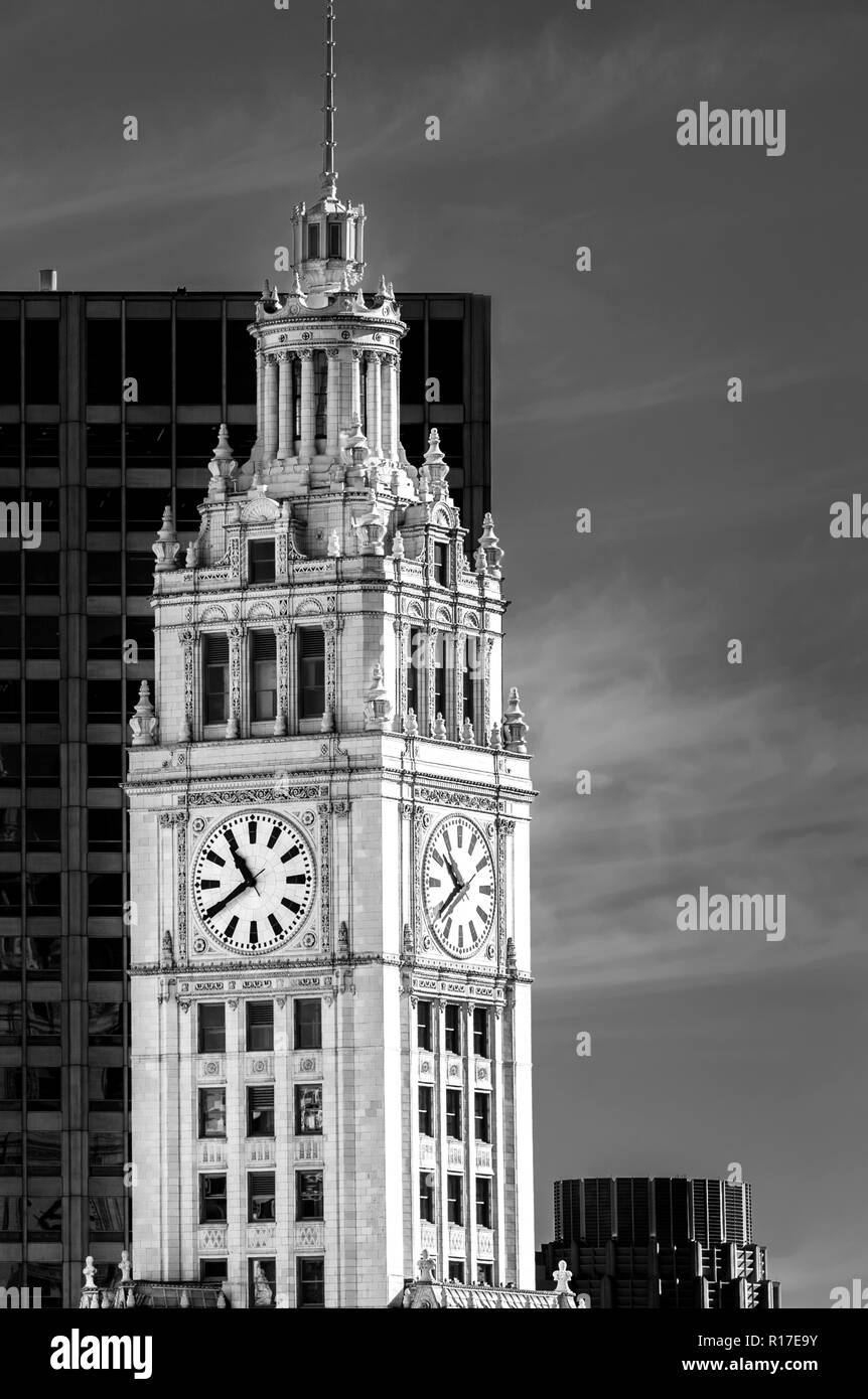 Detail Modern Clock Tower Design Nomer 45