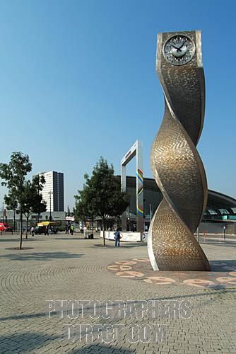 Detail Modern Clock Tower Design Nomer 10