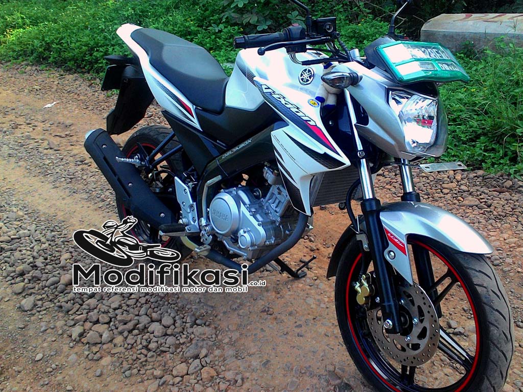 Detail Modif New Vixion Lightning Terbaru Nomer 28