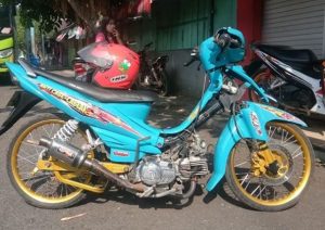 Detail Modifikasi Jupiter Z Warna Biru Nomer 55