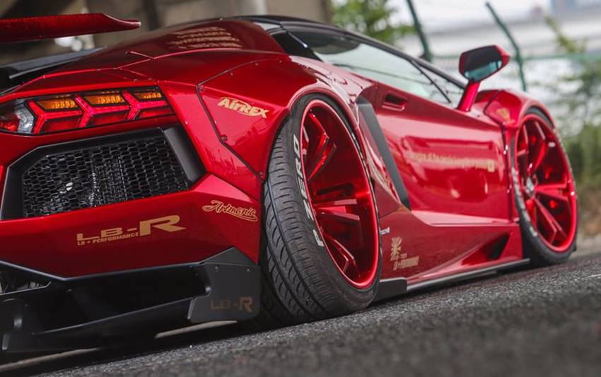 Detail Modifikasi Mobil Lamborgini Nomer 15