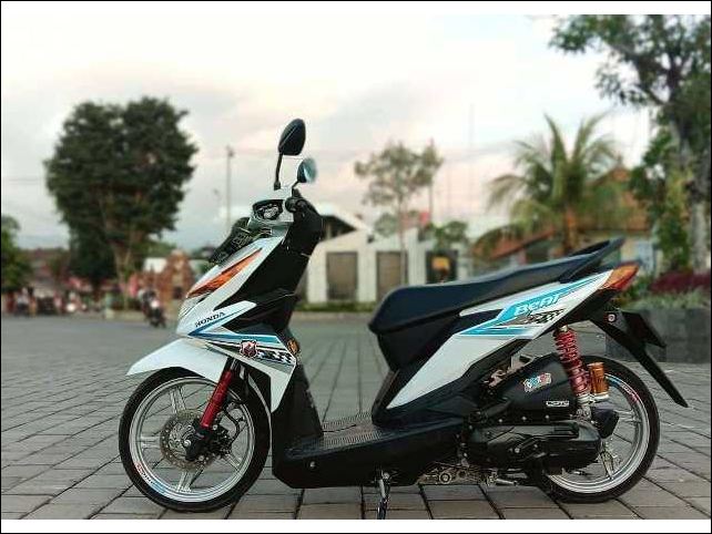 Download Modifikasi Motor Beat Biru Putih Nomer 23