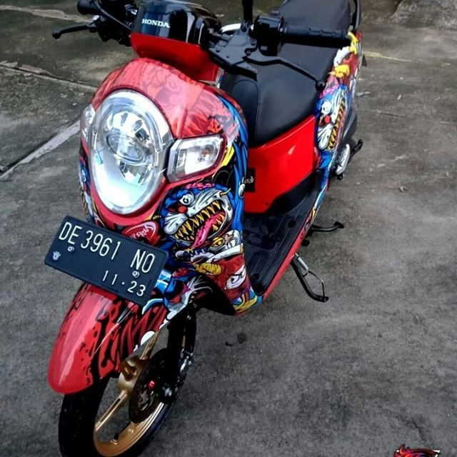 Detail Modifikasi Motor Scoopy Doraemon Nomer 45