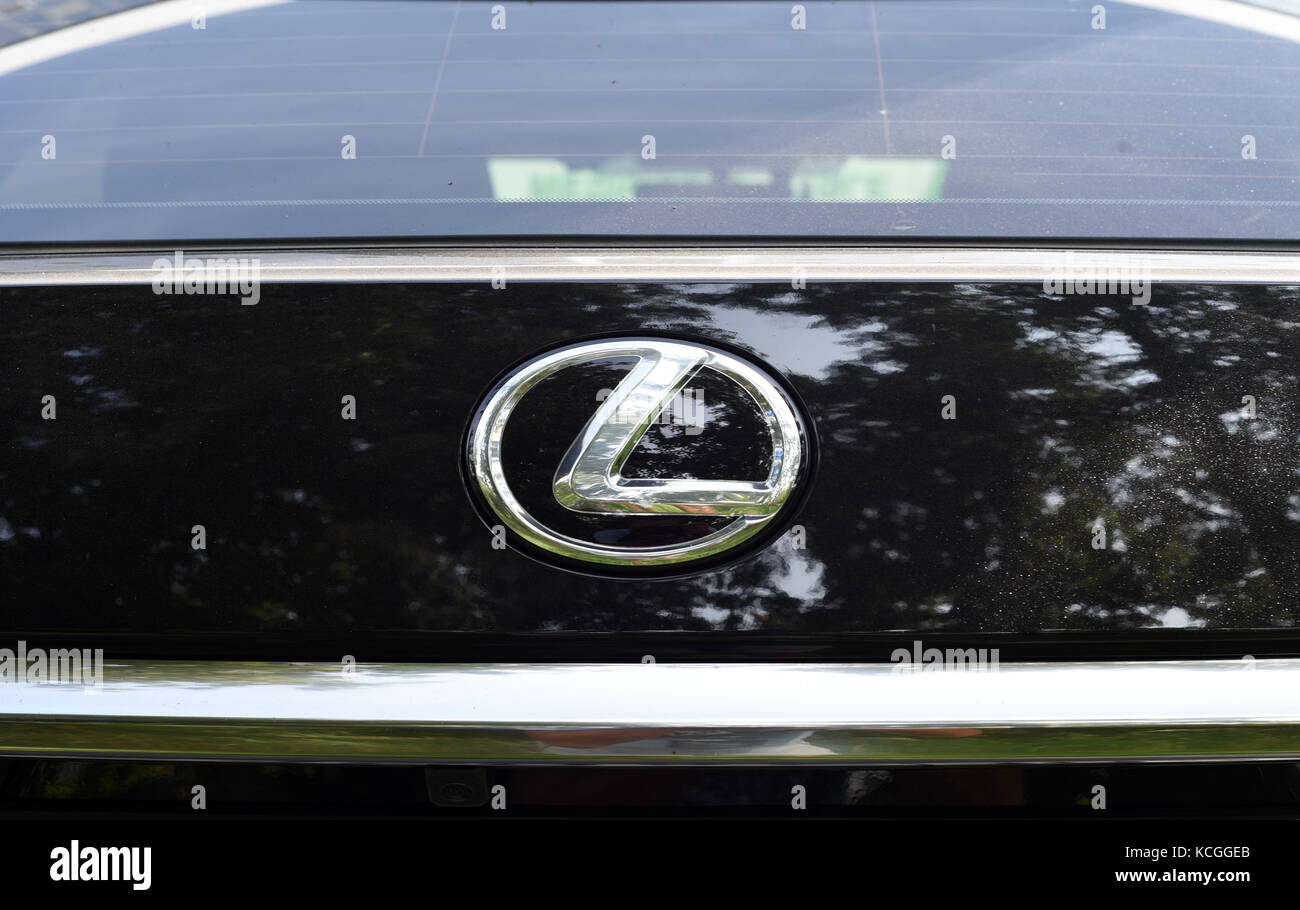 Detail Lexus Symbol Picture Nomer 23