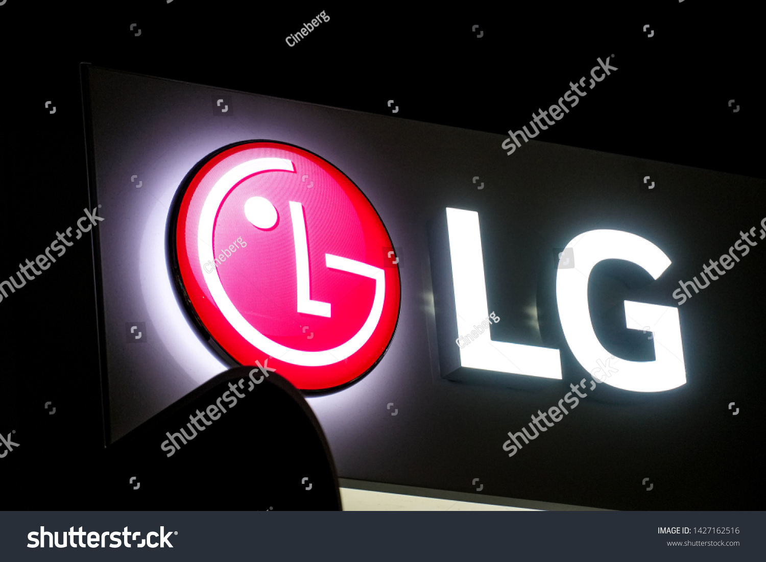 Detail Lg Electronics Logo Nomer 31