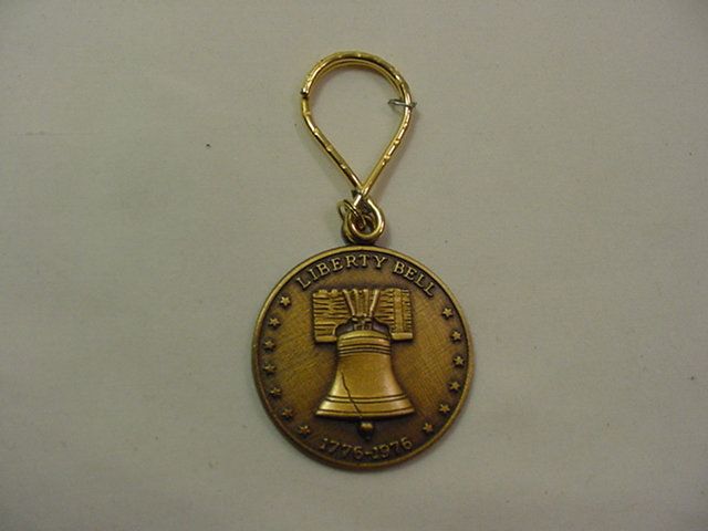 Detail Liberty Bell Keychain Nomer 36