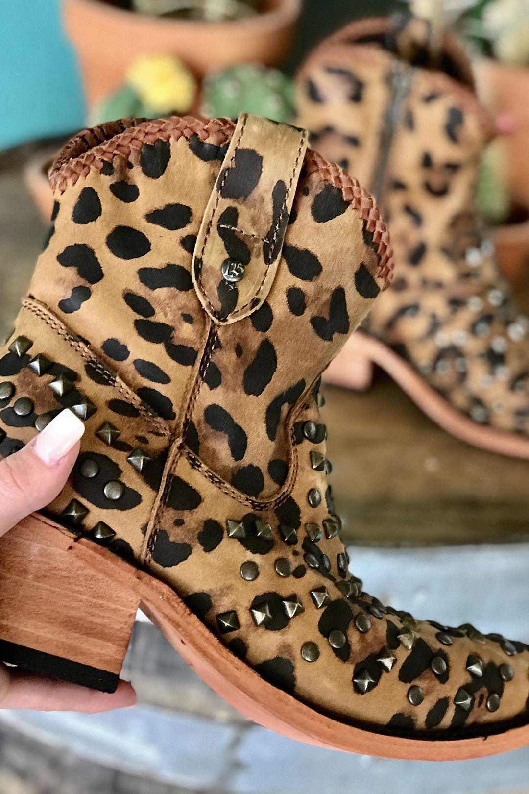 Detail Liberty Black Cheetah Boots Nomer 47