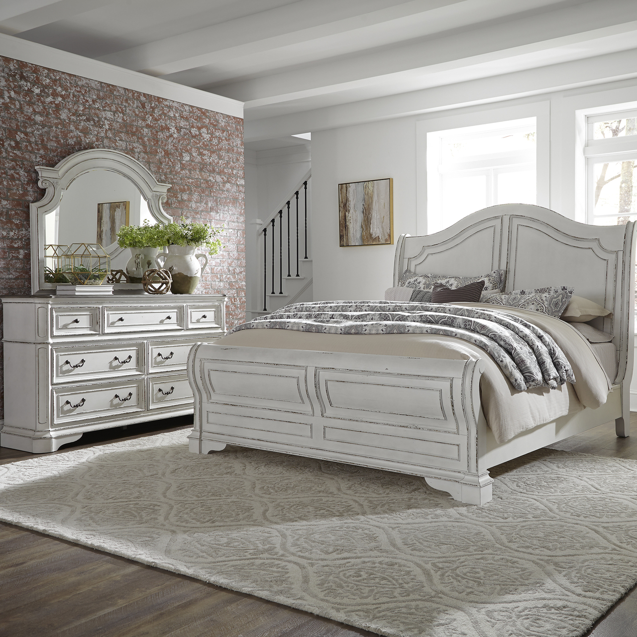 Detail Liberty Furniture King Sleigh Bed Nomer 38