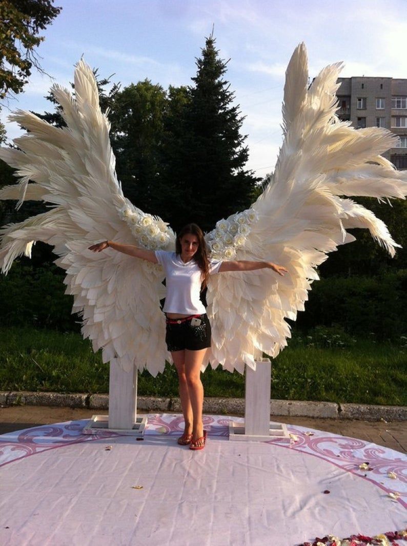 Detail Life Size Angel Wings Nomer 4