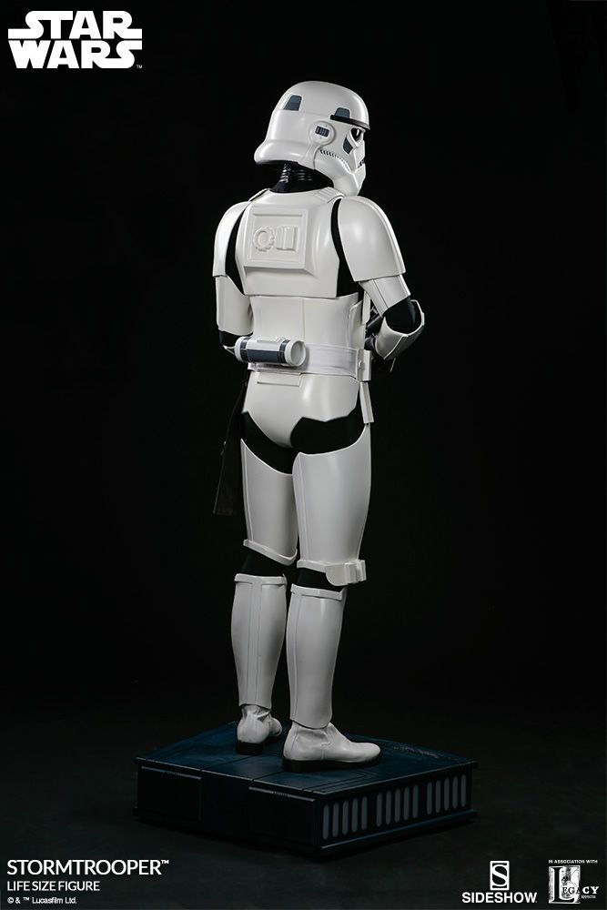 Detail Life Size Stormtrooper Statue For Sale Nomer 33
