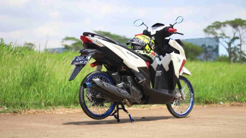 Detail Modifikasi Vario 150 Ring 17 Nomer 43