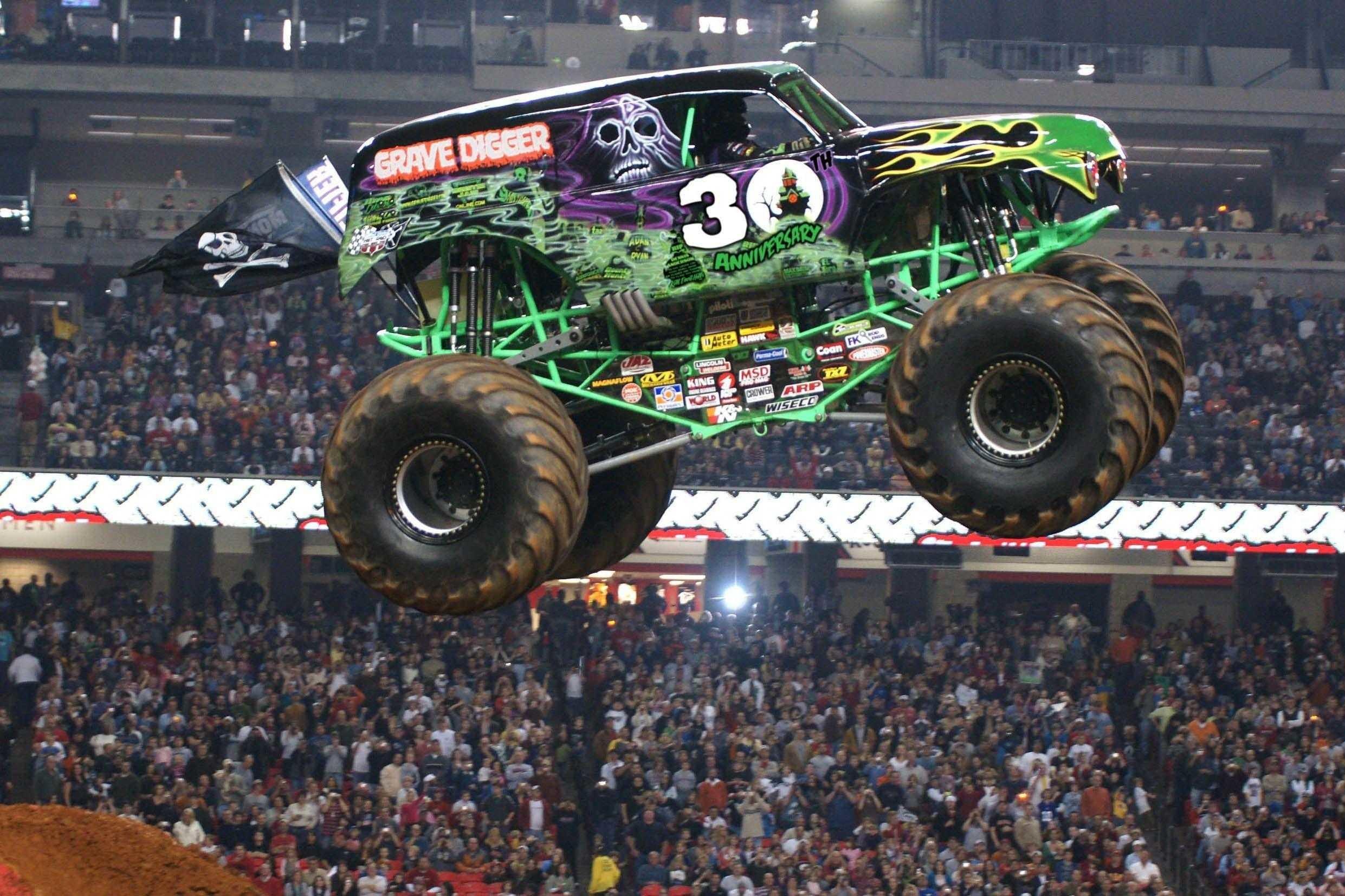 Detail Monster Truck Wallpaper Nomer 5