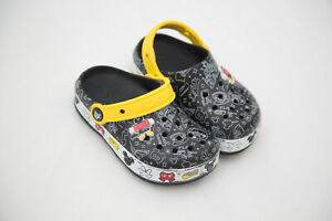 Detail Light Up Mickey Mouse Crocs Nomer 53