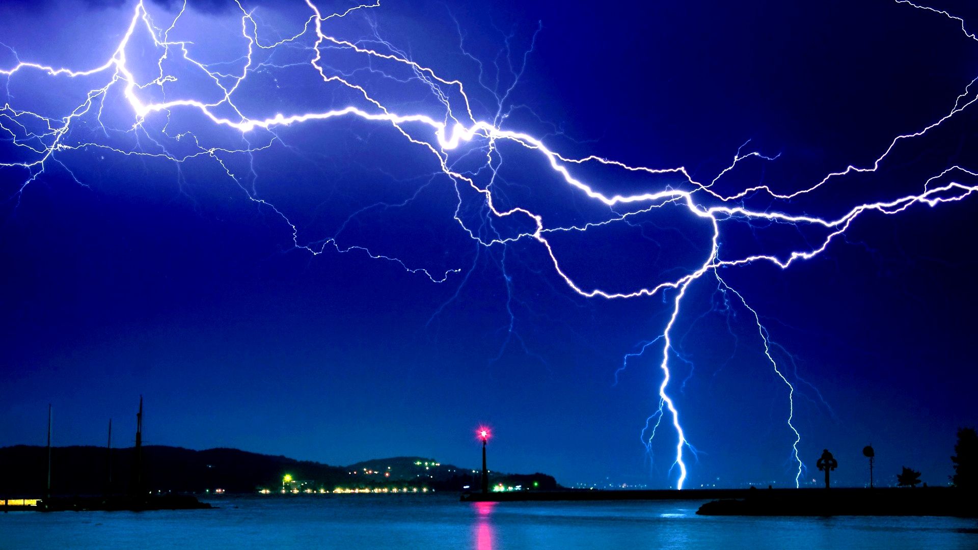 Detail Lightning Hd Nomer 5