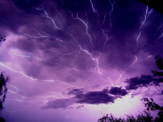 Detail Lightning Images Free Nomer 16