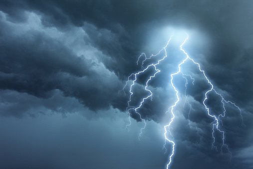 Detail Lightning Images Free Nomer 41