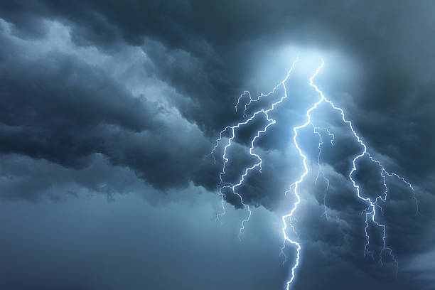 Detail Lightning Stock Photo Nomer 13