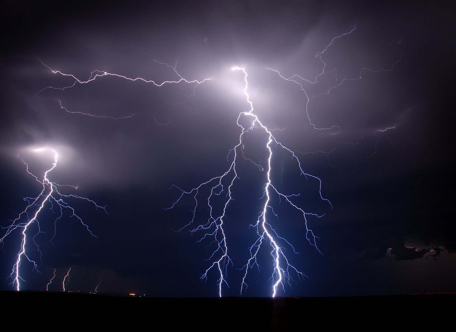 Detail Lightning Wallpaper Hd Nomer 50