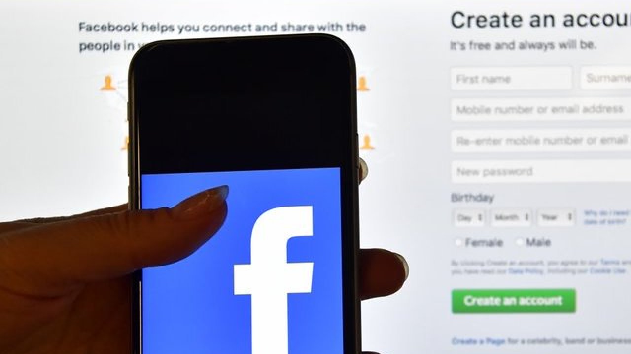 Detail Lihat Foto Facebook Orang Lain Nomer 47