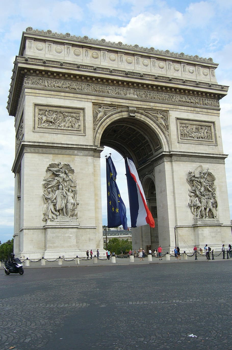 Detail Monumen Terkenal Di Paris Nomer 26