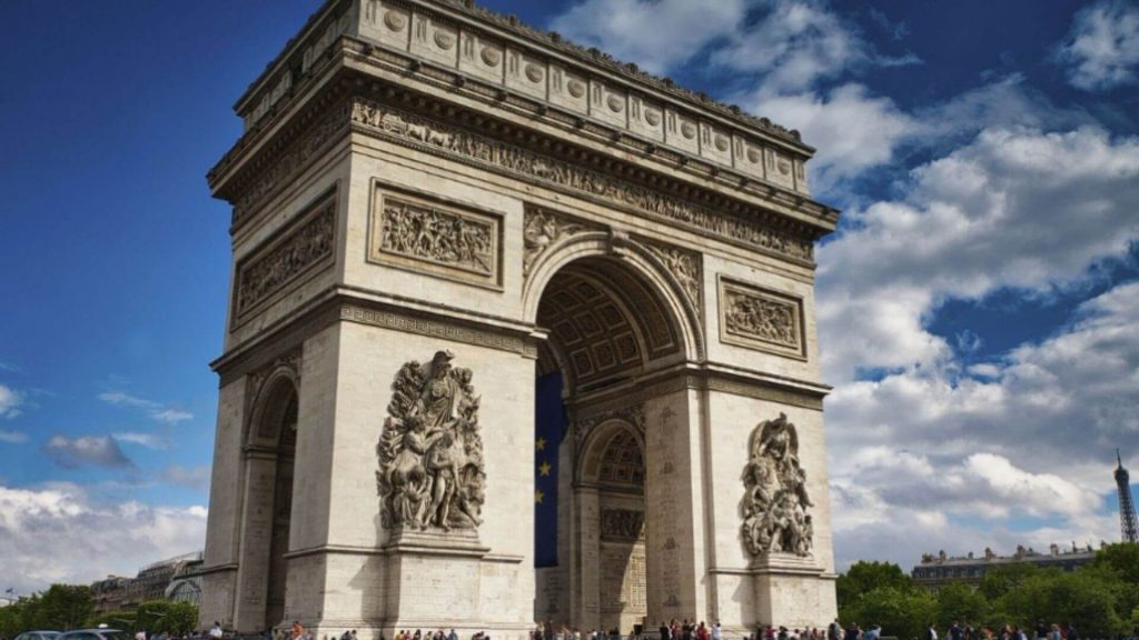 Detail Monumen Terkenal Di Paris Nomer 30