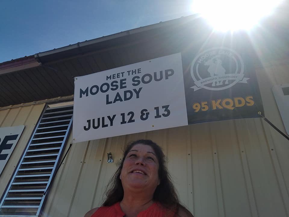 Detail Moose Soup Lady Picture Nomer 12