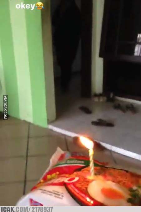 Detail Lilin Ulang Tahun Lucu Nomer 37