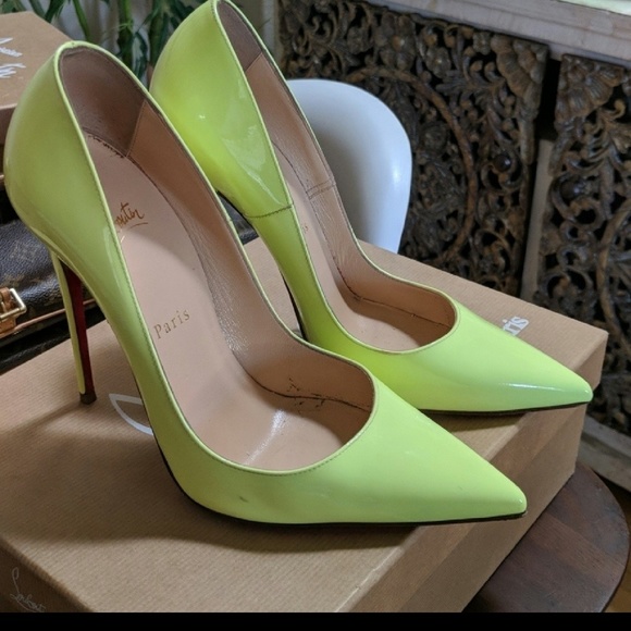 Detail Lime Green Louboutin Nomer 44