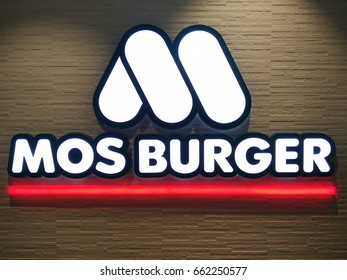 Detail Mos Burger Logo Nomer 47