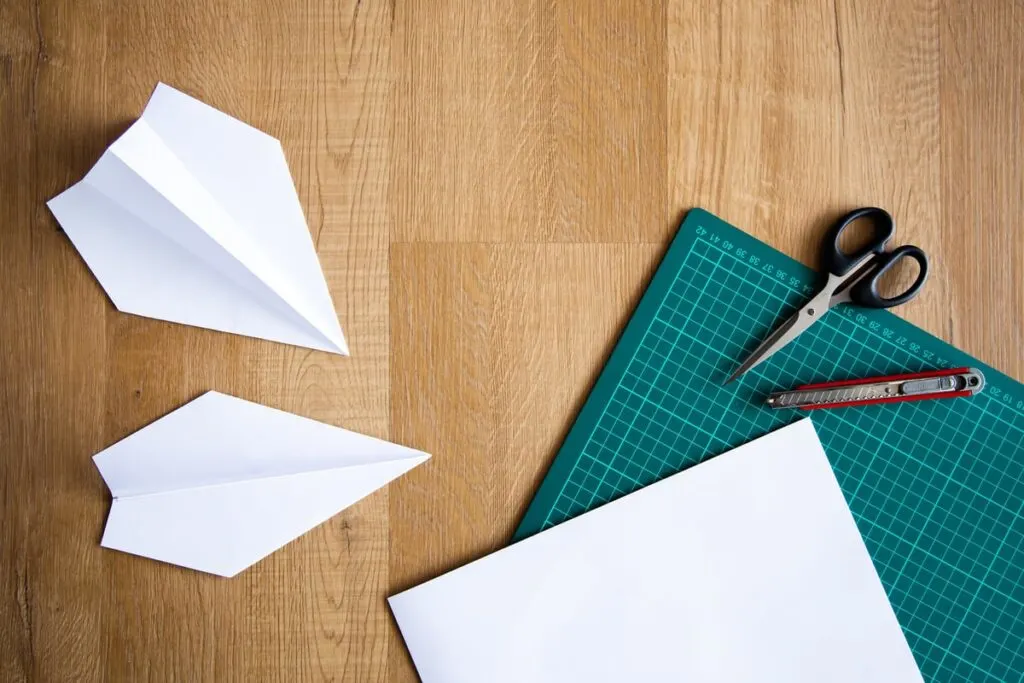 Download Most Aerodynamic Paper Airplane Nomer 49