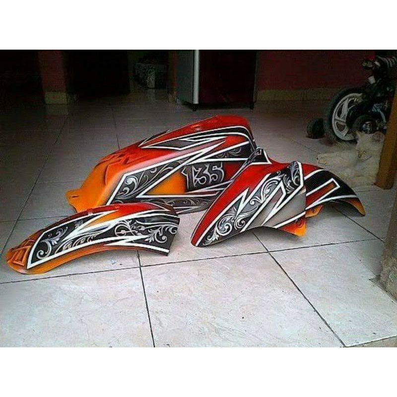 Detail Motif Airbrush Simple Tapi Keren Nomer 40